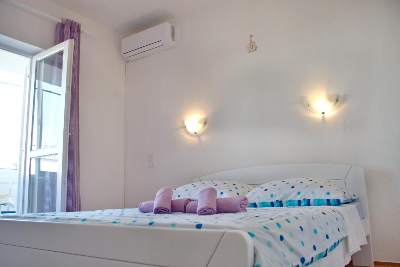 Apartments Mike Новаля Екстер'єр фото