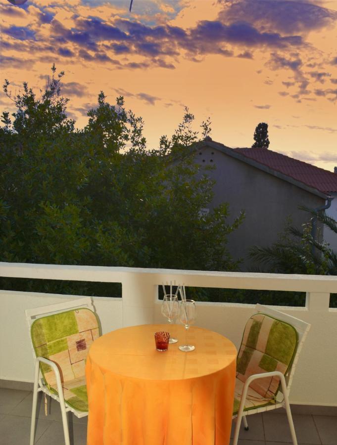 Apartments Mike Новаля Номер фото
